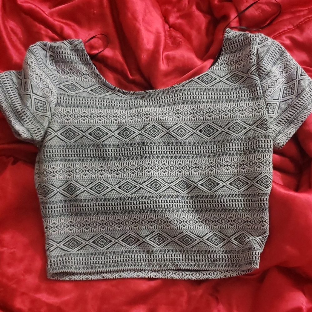 H&M Purple Tribal Print Crop Top